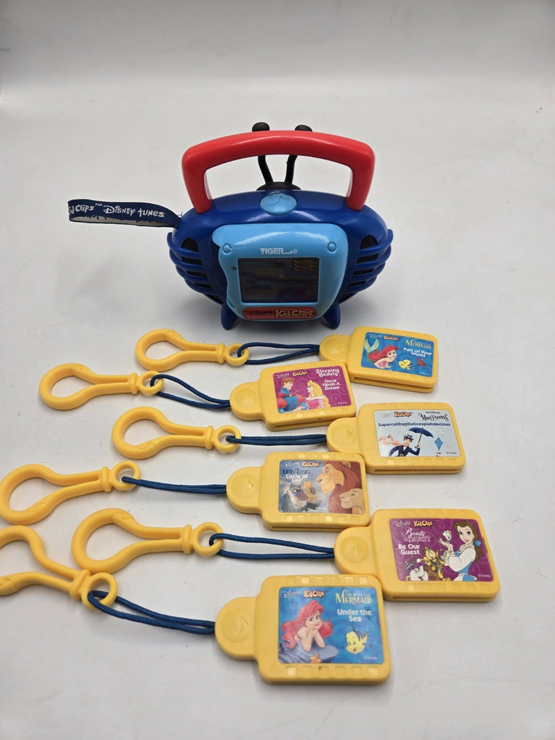 Disney Tunes Tiger Kid's Music Player Radio with 6 Song Cartridges - Working Condition