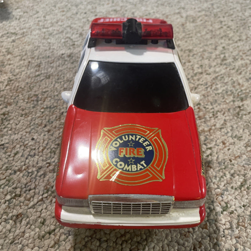 1994 Battery Operated Bright Fire Chief Rapid Response 911 Car Toy