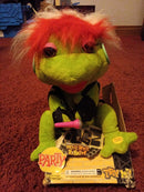 Gemmy Frogz Dances to "Party Started" - Rock It, Rap It Ribbit Punk 80s Collectible!