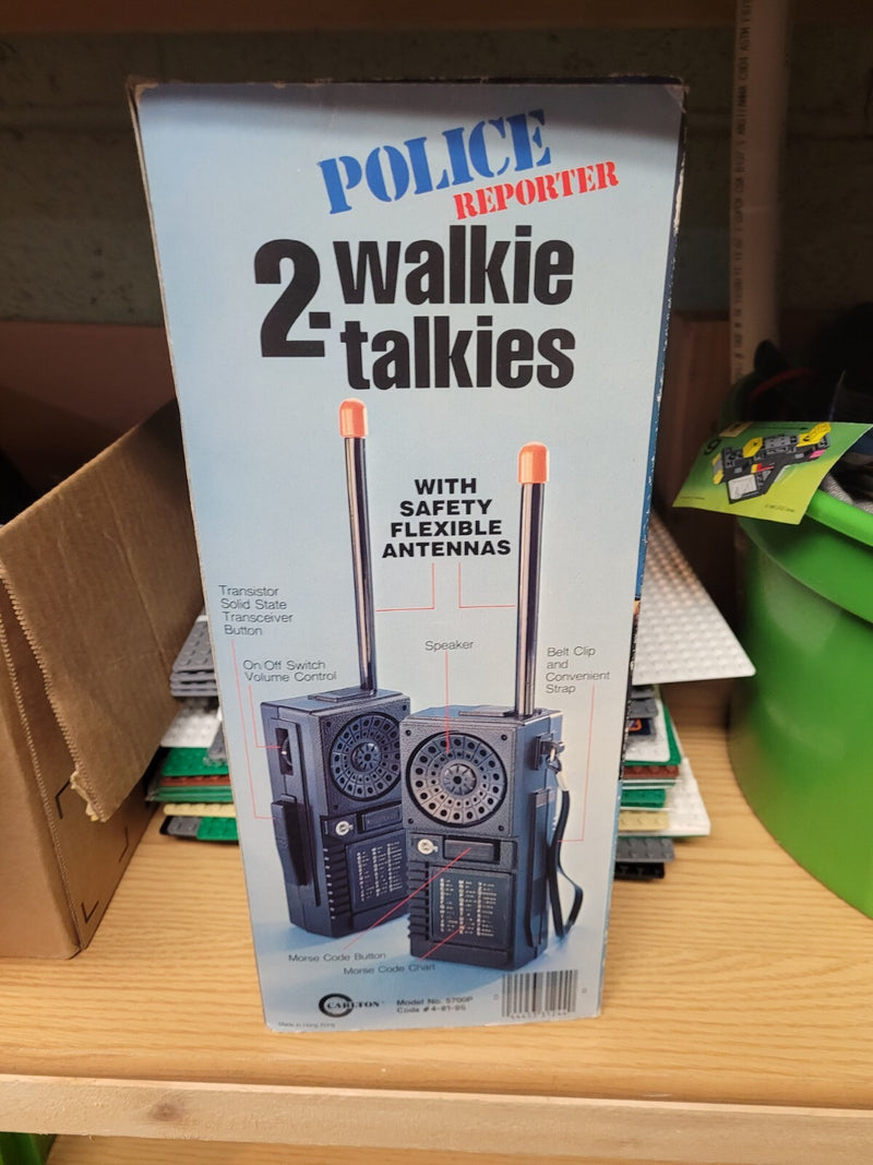 Working Carlton Police Reporter 2-Pack Walkie Talkies with Flexible Antennas in Original Box