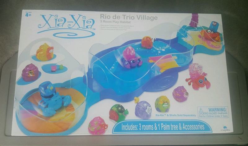 Xia Xia Rio de Trio Village 3-Room Playset Habitat for Creative Play