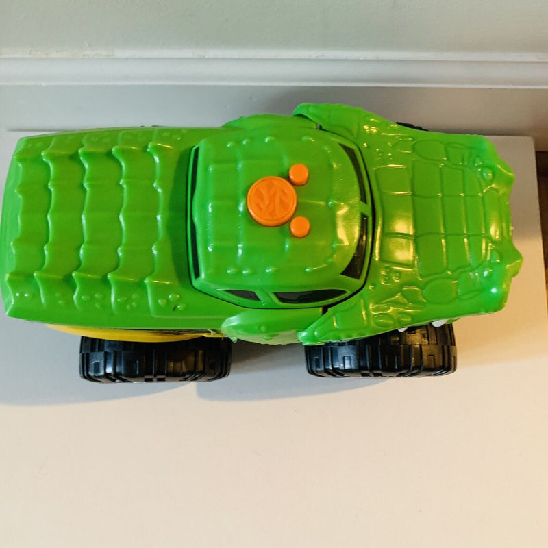 Winroth Racing Road Rippers Crocodile Monster Truck Toy with Light and Sound Effects