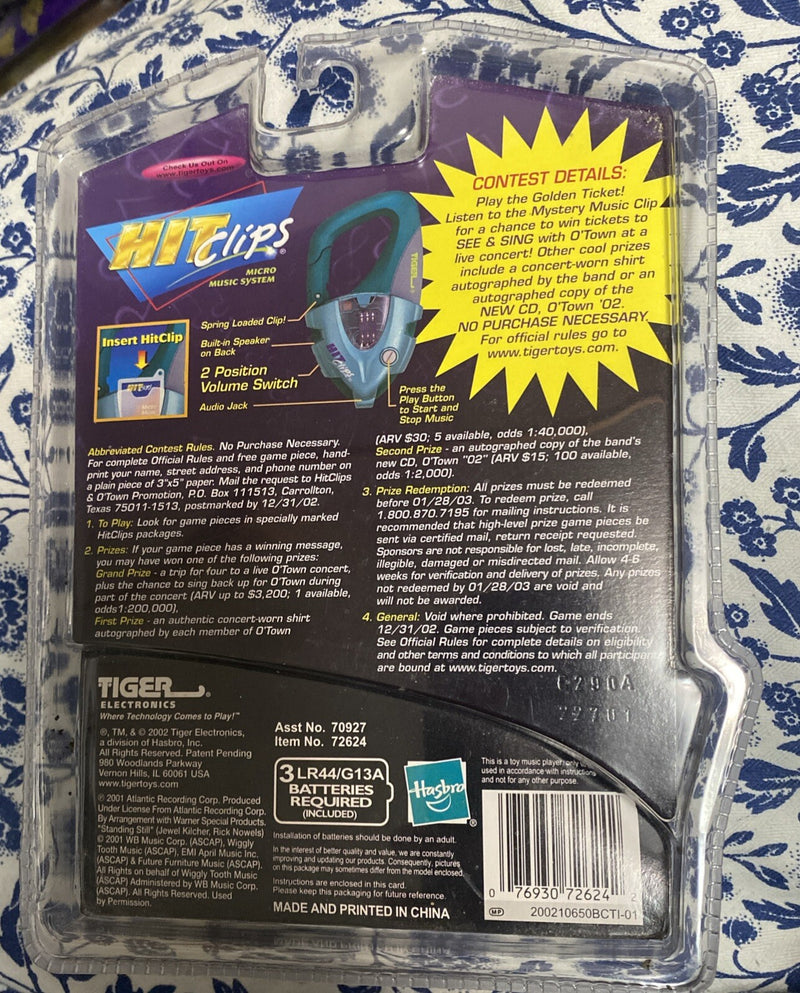 Y2K Vintage Pop Boombox Music Player with Carabiner and Tiger Electronics Design