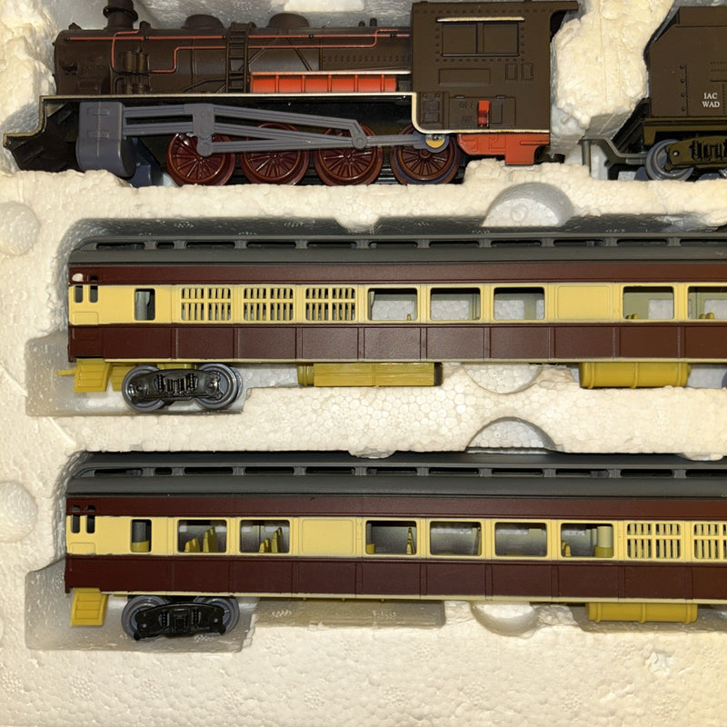 20-Piece Classic Battery Operated Train Set with Lights and Sounds