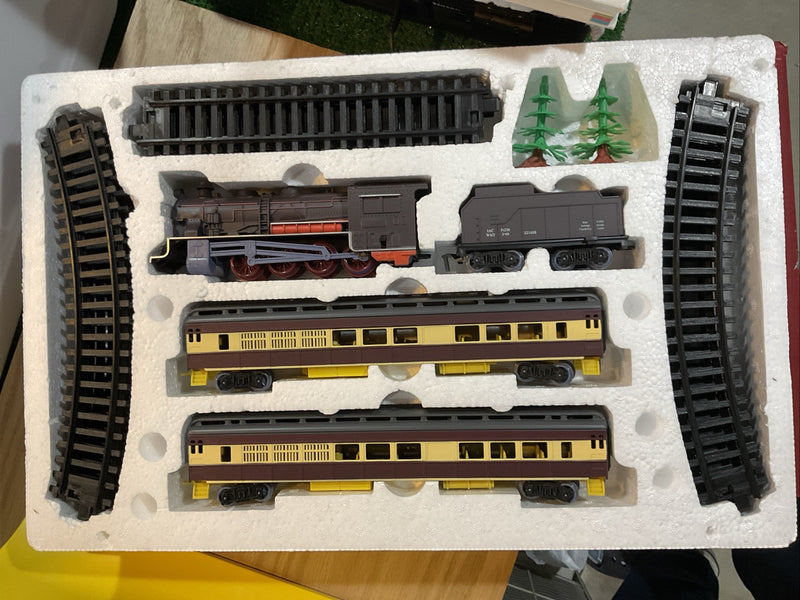 20-Piece Battery Operated Classic Train Set with Lights and Sounds