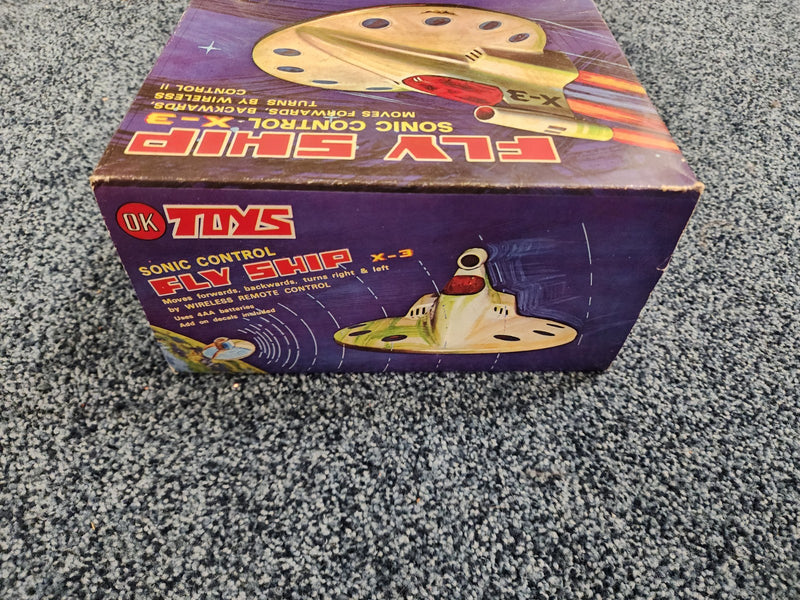 Vintage Working Sonic Control X-3 Space UFO Flying Toy