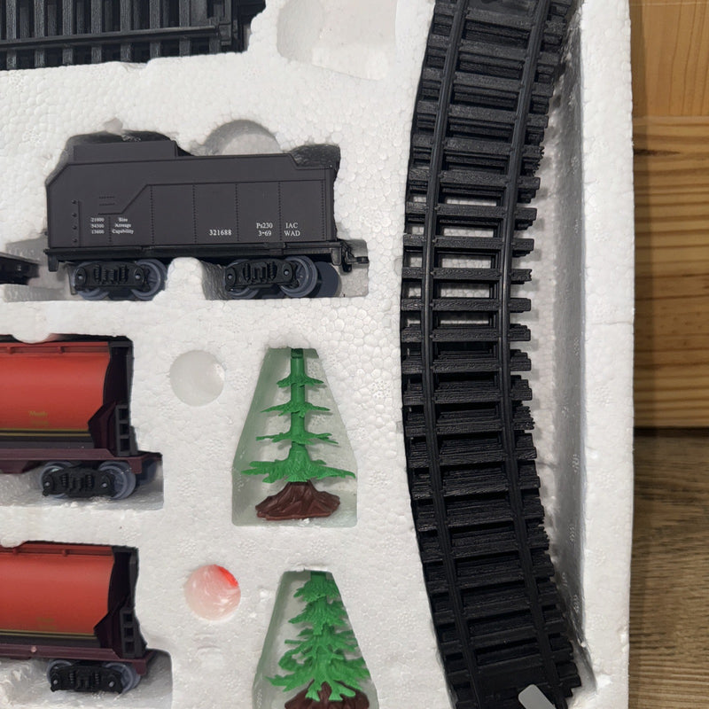 Scout Series Classic Battery Operated Steam Engine Train Set with Tank Car