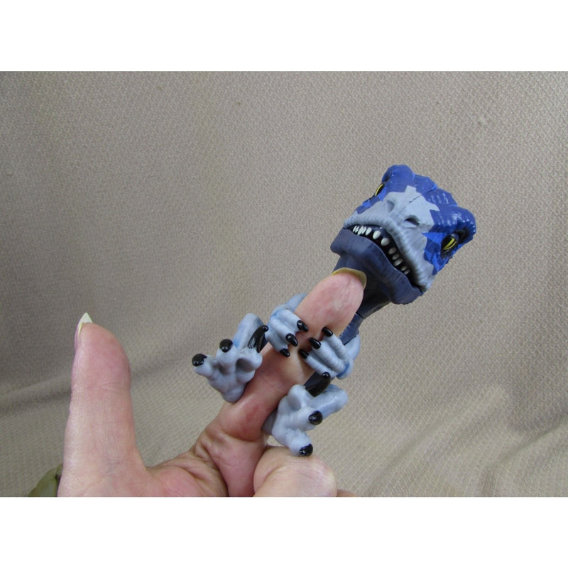 Interactive Fingerling Untamed Frostbite Velociraptor Dinosaur Toy