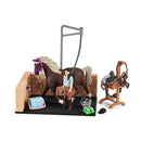 Schleich Horse Club Equestrian Grooming Station Playset with 19 Pieces of Horse and Rider Figures