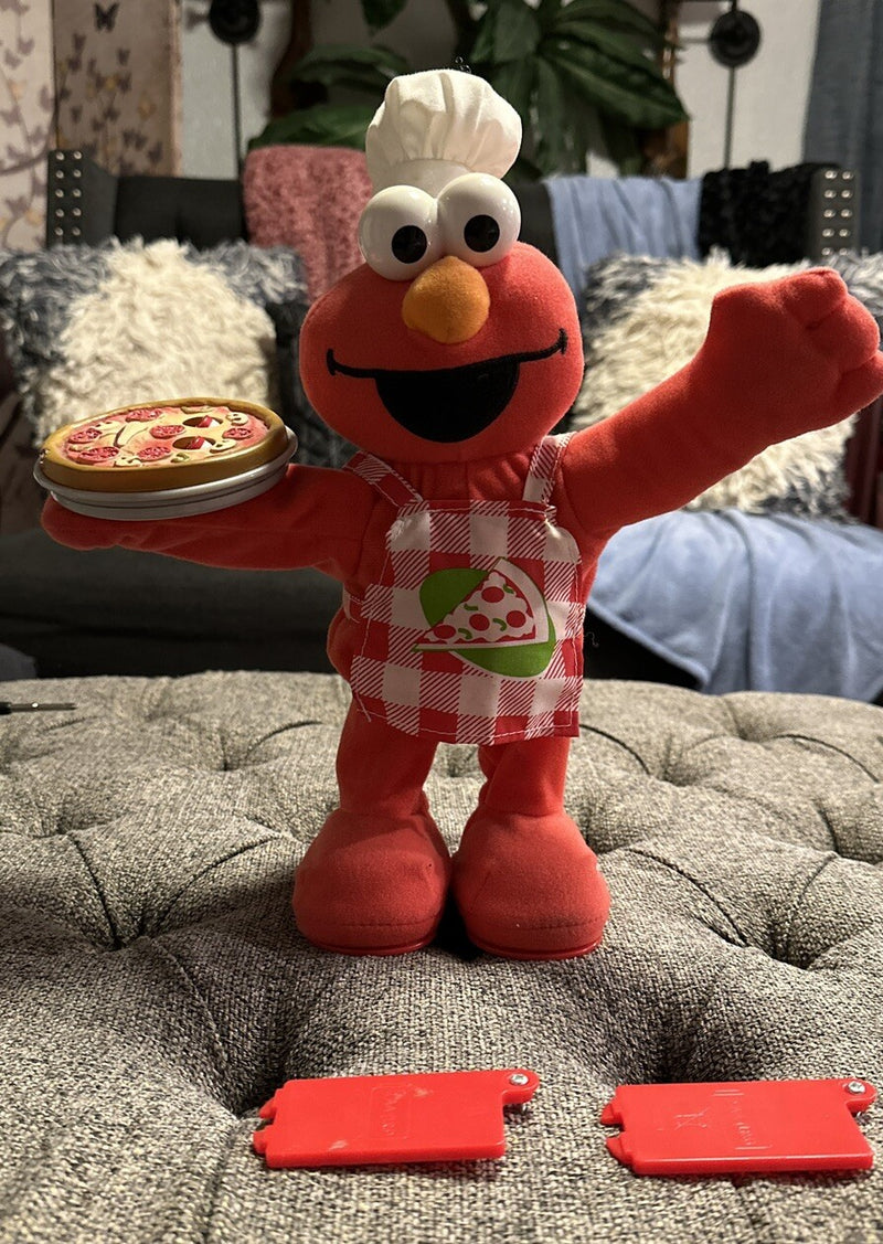 Vintage 2006 Singing and Dancing Elmo Toy, 12-Inch Pizza Pie Theme, Fully Functional