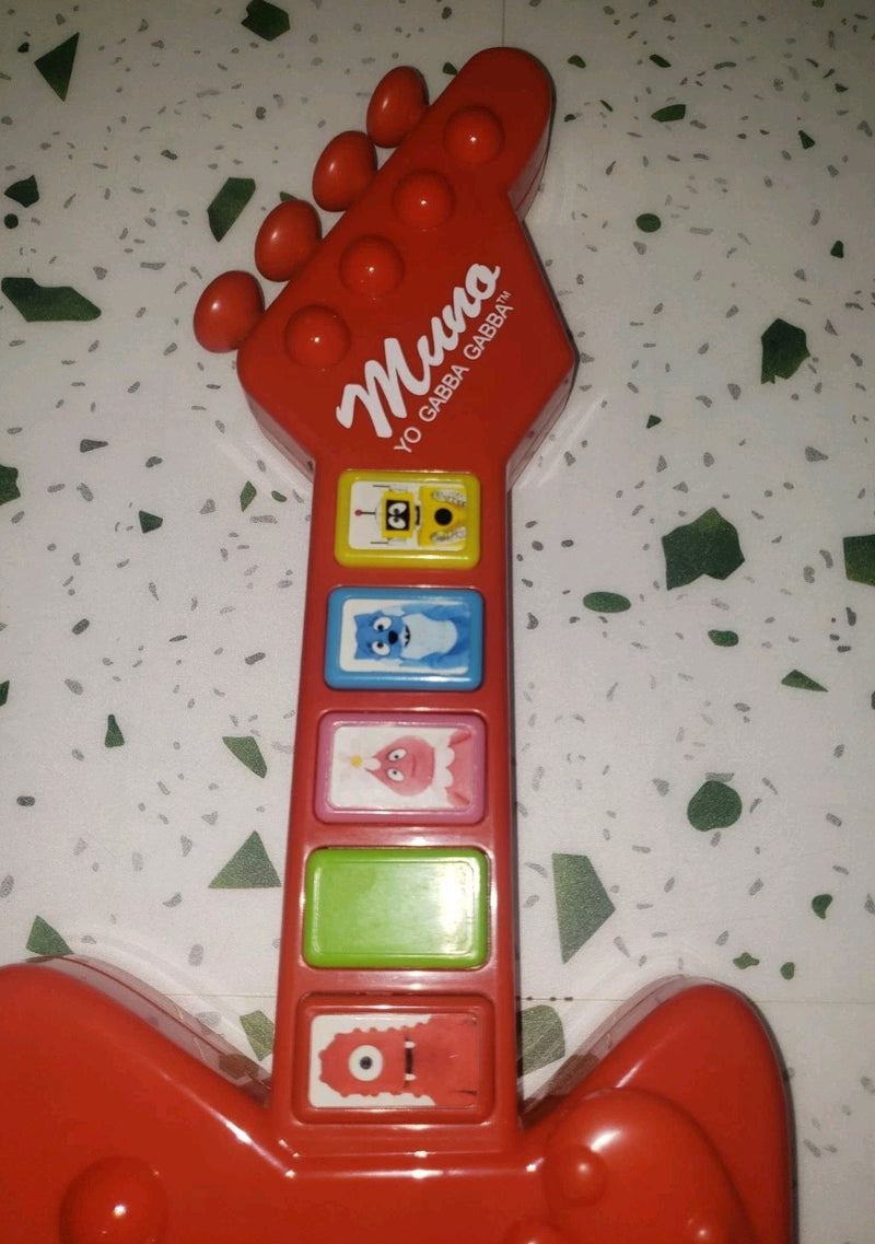 Spin Master Groovy Guitar Toy 2008 Muno Character