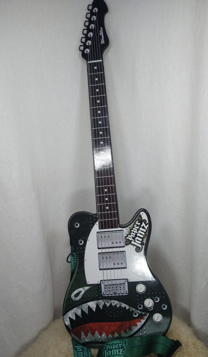 Paper Jams Instant Rock Star Guitar Series 1 Toy in Good Condition