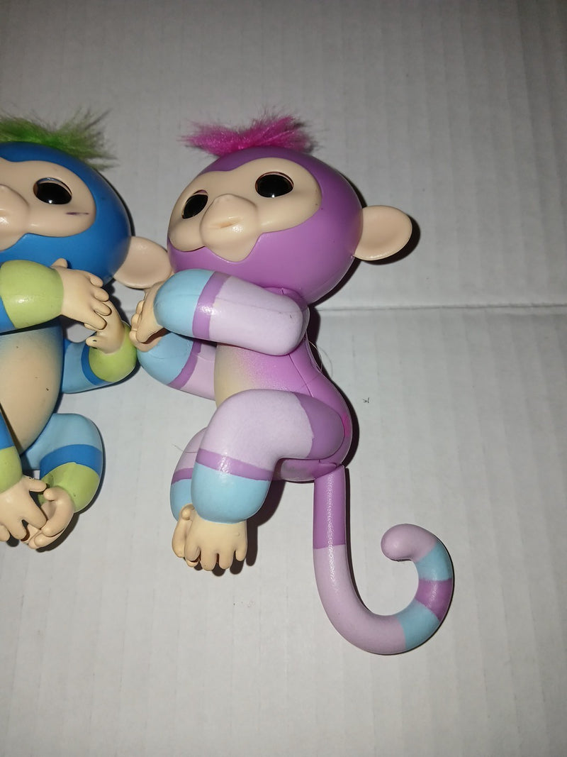 5-Inch Interactive Baby Fingerlings Monkey Toys in Blue and Purple - Set of 2