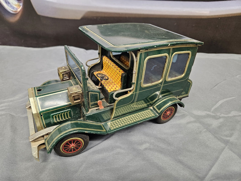Vintage Japanese Battery-Operated Tin Litho Toy Car