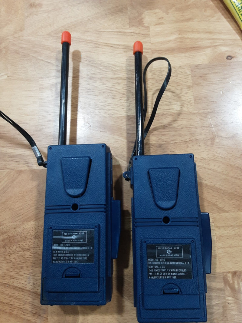 Working Carlton Police Reporter 2-Pack Walkie Talkies with Flexible Antennas in Original Box