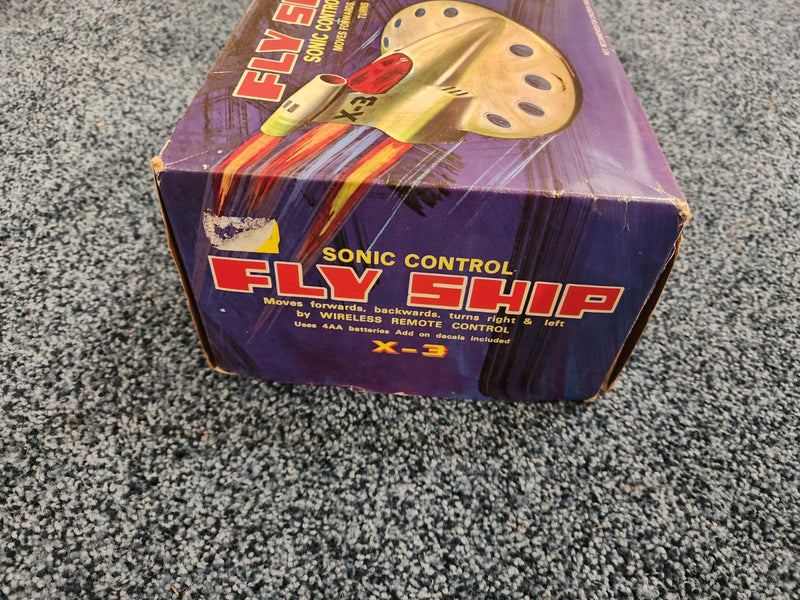 Vintage Working Sonic Control X-3 Space UFO Flying Toy
