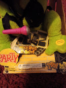 Gemmy Frogz Dance to "Party Started" - Rare 80s Rock It, Rap It Ribbit Fun!