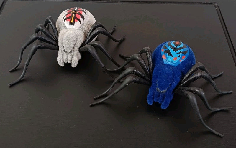 Set of 2 Moose Crawling Spider Tarantula Toys with Working Lights and Movement