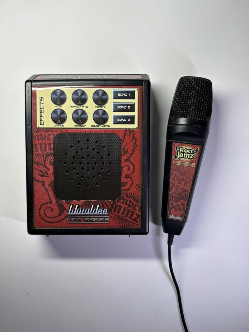 Paper Jamz Pro Series Effects Amp and Microphone with Voice Changer Toy