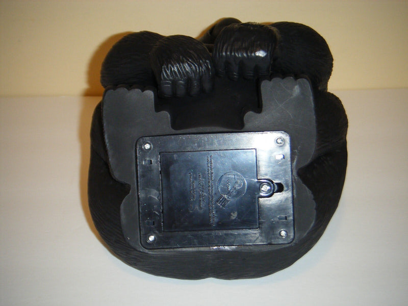 Wow Wee 1999 King of the Apes Silverback Gorilla Animatronic Toy