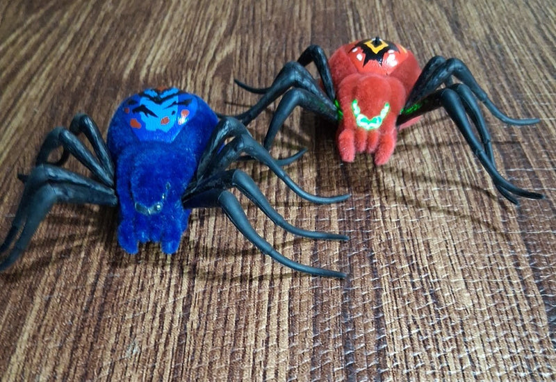 Set of 2 Moose Crawling Spider Tarantula Toys with Working Lights and Movement