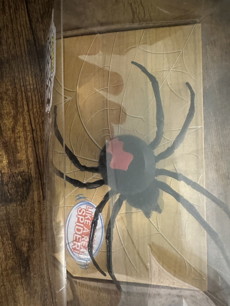 Interactive Battery-Powered Crawling Robo Spider Toy New Sealed