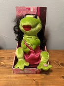 2008 Gemmy Valentine Frogz Animated Plush Doll - Crazy In Love Beyonce Edition