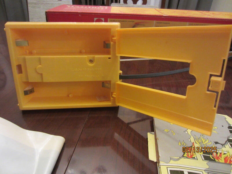 Vintage Mattel VertiBird Working Paramedic Rescue Helicopter Toy