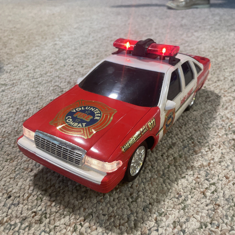 1994 Battery Operated Bright Fire Chief Rapid Response 911 Car Toy