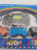 CLASSIC BATTERY-POWERED MINI TRAIN SET 12 PIECES IN PRISTINE CONDITION