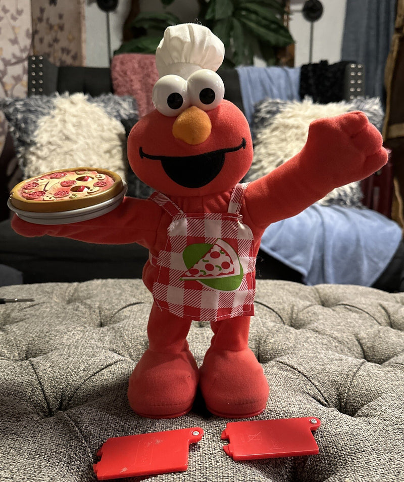 Vintage 2006 Singing and Dancing Elmo Toy, 12-Inch Pizza Pie Theme, Fully Functional