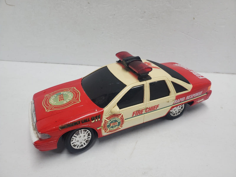 1994 Bright Fire Chief Rapid Response 911 Battery Operated Car Toy