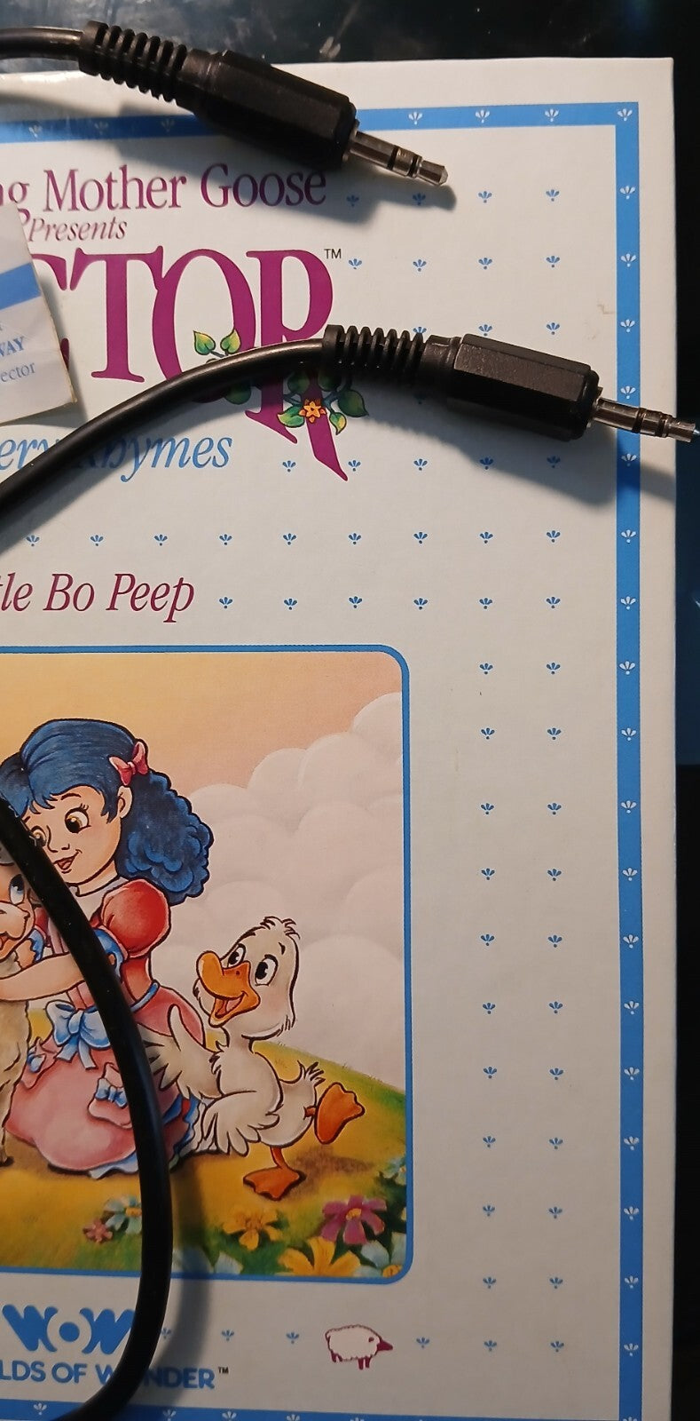 Talking Mother Goose and Hector Animation Cord Connector Toy