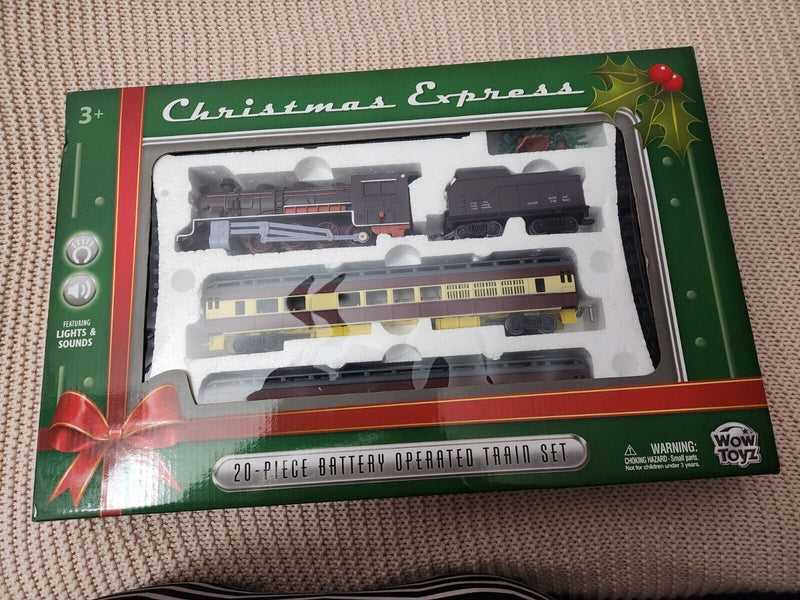 20-Piece Battery Operated Classic Train Set with Rails