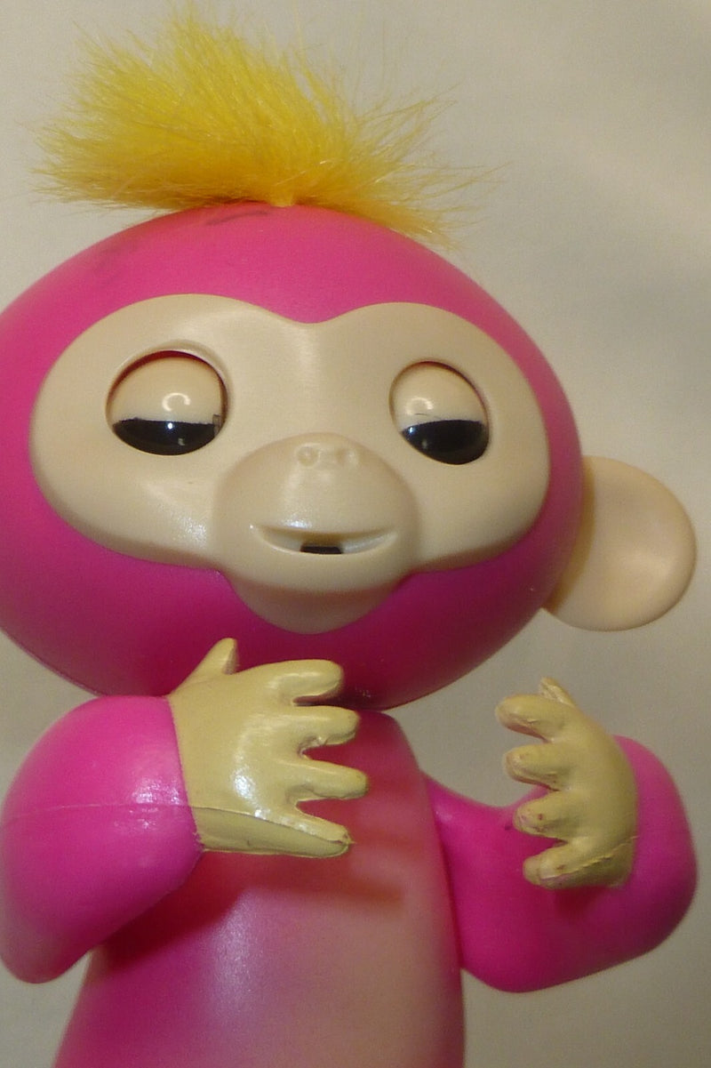 5-Inch Interactive Fingerlings Baby Monkey Toy Set with Pink, Teal, and Purple Mini BFFs