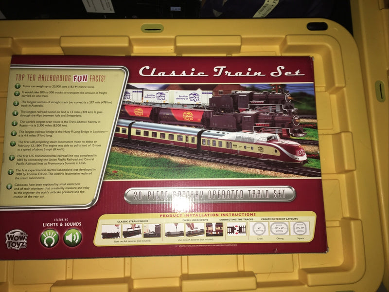Vintage Style Classic 20-Piece Train Set with 14ft Track