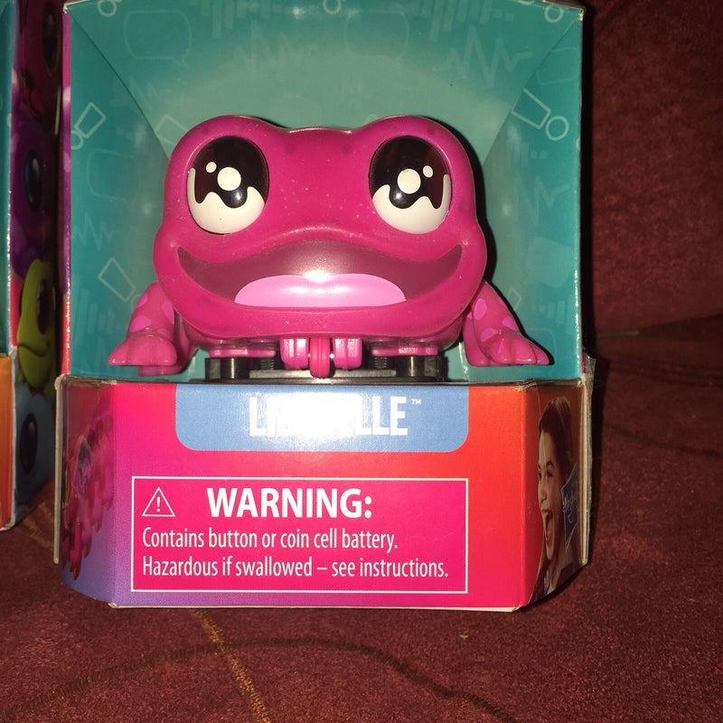 Yellies Salamander and Lizabelle Voice-Activated Lizard Pet Toy New in Box