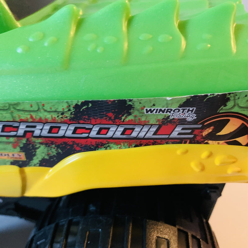 Winroth Racing Road Rippers Crocodile Monster Truck Toy with Light and Sound Effects