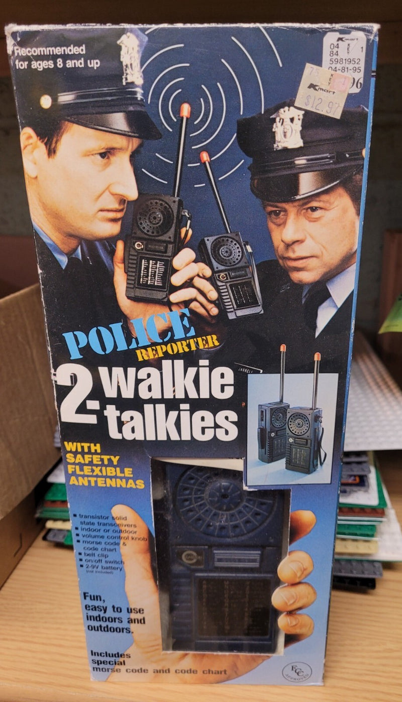 Working Carlton Police Reporter 2-Pack Walkie Talkies with Flexible Antennas in Original Box