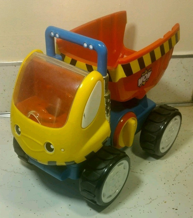 Dustin Push-and-Go Dump Truck with Realistic Sounds