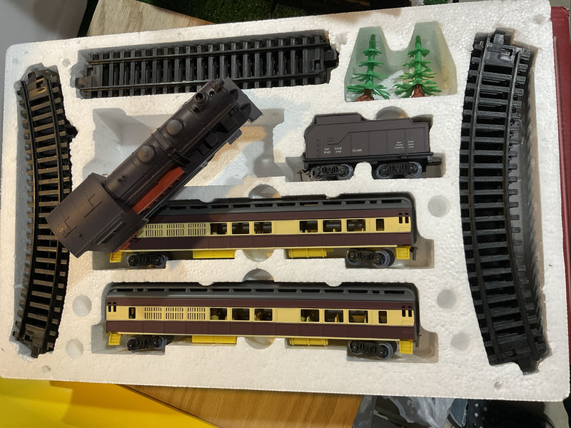 20-Piece Battery Operated Classic Train Set with Lights and Sounds