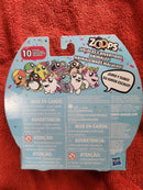 Hasbro Zoops Interactive Twisting and Climbing Parakeet Toy