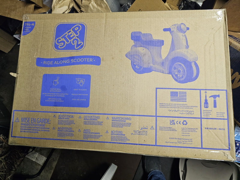 Ride-On Scooter Toy for Toddlers 1-4 Years with Foot-to-Floor Design Magic Cars 1