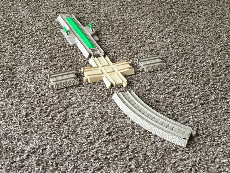 Trackmaster Crossover Railway Track for Toy Trains Magic Cars 1
