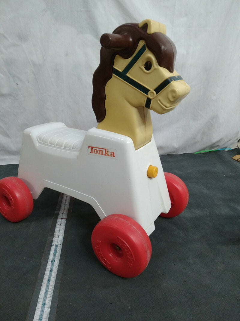 Preowned Tonka Ride-On Toy with 2 Interchangeable Heads Magic Cars 7