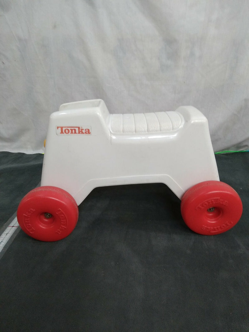 Preowned Tonka Ride-On Toy with 2 Interchangeable Heads Magic Cars Variant 0