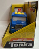 Mighty Force Tow Truck with Realistic Lights & Sounds Magic Cars 3
