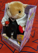 Retro Dancing Hamster Larry Love Performs "I Think I Love You" Magic Cars 2
