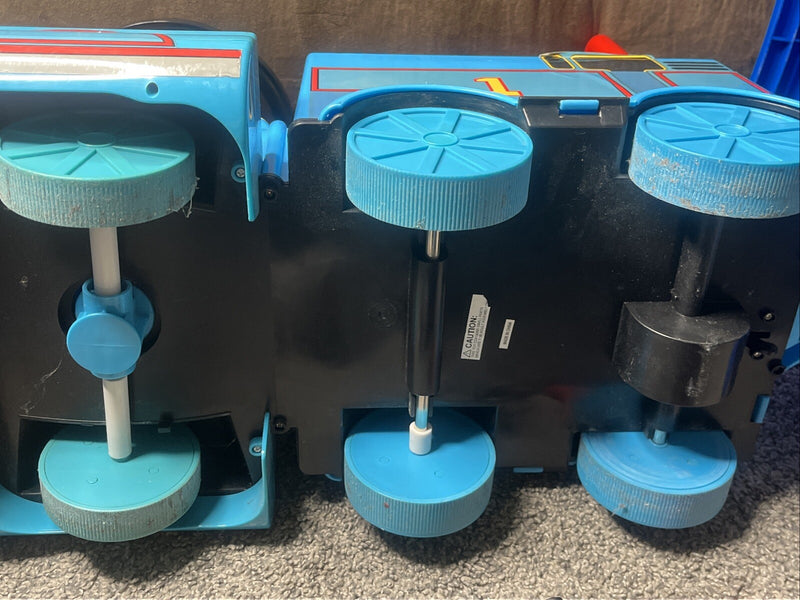 Vintage Motorized Ride-On Thomas the Tank Engine Train with Charger and Track Magic Cars 6