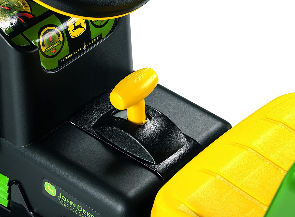 John Deere Power Pull 6V Ride On Tractor in Green
